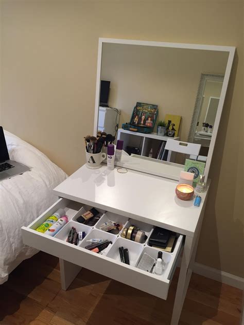 vanity desk small